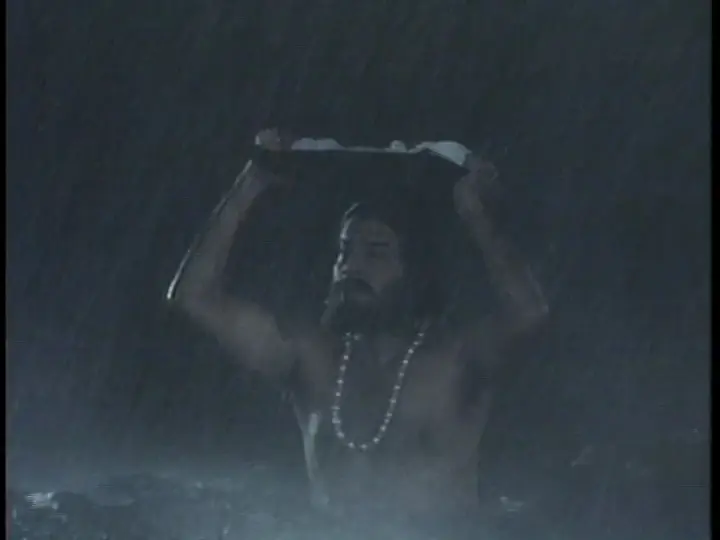 Vasudev crosses Yamuna